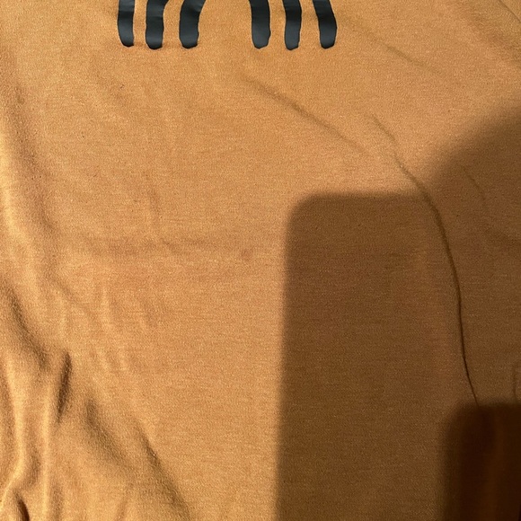 Little and Lovely t-shirt - Picture 3 of 4